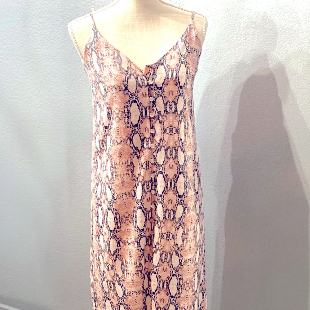 Sleeve less snack Skin Dress